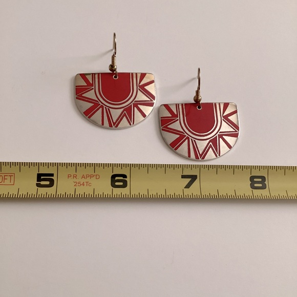 Laurel Burch Gold Tone Red Enamel Aztec Style Dangle Earrings Vintage EUC - Picture 5 of 6